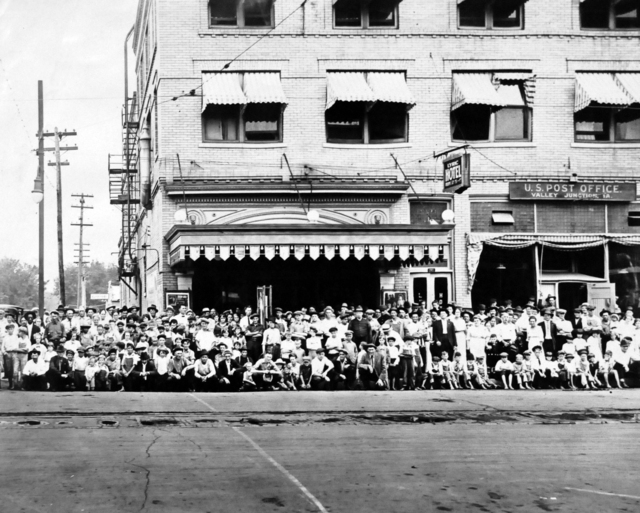 Lyric Theatre, Valley Junction, Iowa c. 1922