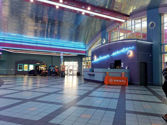 Regal Town Center 16