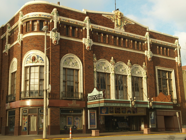Circa 21 (Fort theatre)