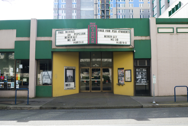 5th Avenue Cinema