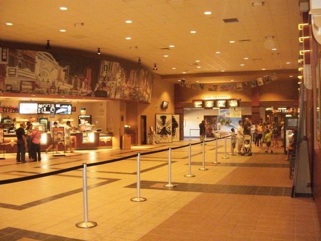 Cinemark 14