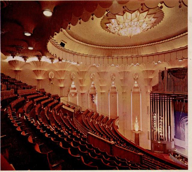 Apollo Victoria Theatre